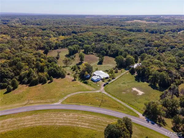 27234 Highway Z, Unincorporated, MO 63435