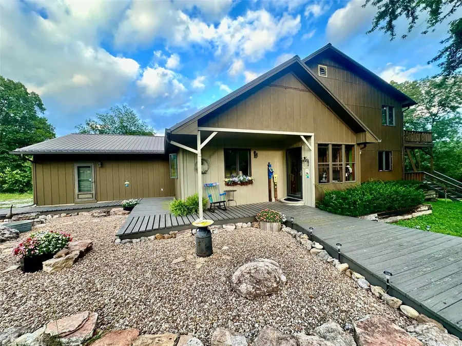 19270 Cockrell Road, Yukon, MO 65589 - Image #2