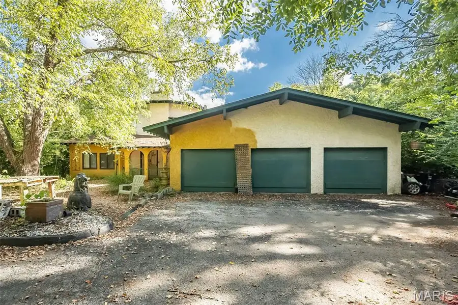 235 Quindaro Drive, Florissant, MO 63034 - Image #3