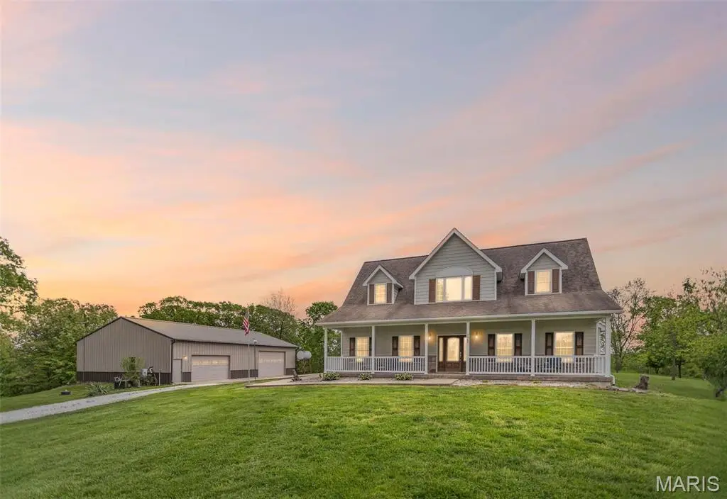 2367 Degerlia Hollow, Hardin, IL 62047 - Image #1