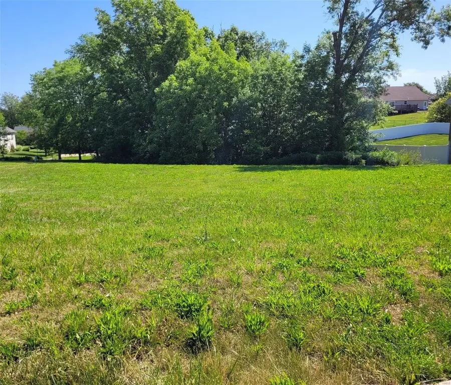 513 Oakbluff Court, Troy, MO 63379 - Image #2