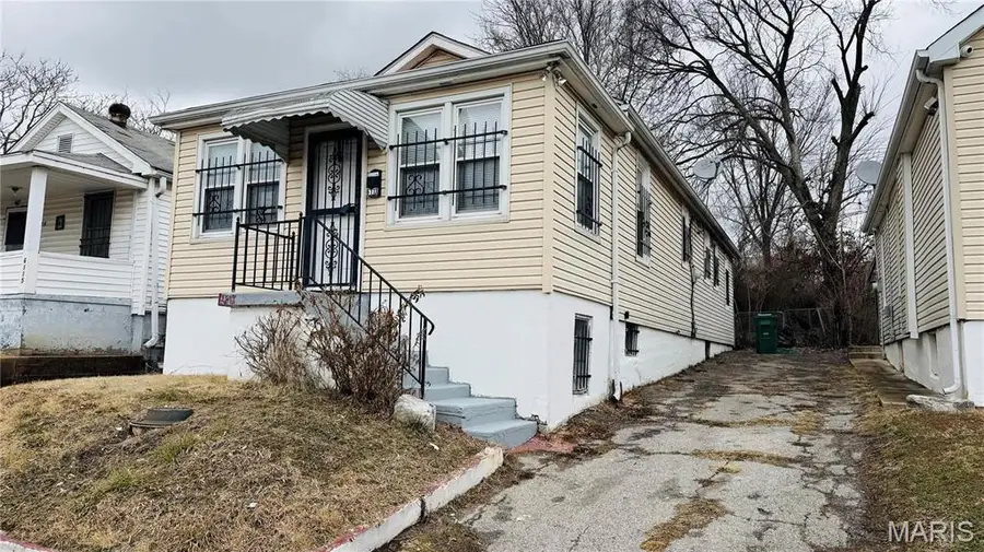 6113 Grimshaw Avenue, Pine Lawn, MO 63120 - Image #3