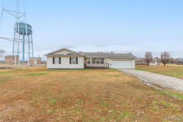 3103 Hwy Aa, Broseley, MO 63932