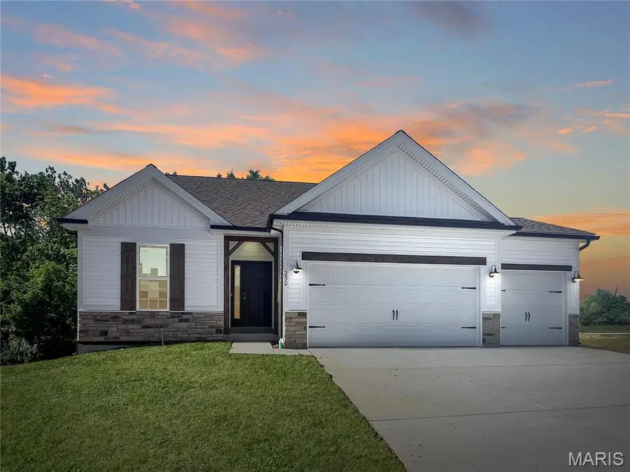 103 Fiddler's Close Court #103 STB, Washington, MO 63090 - Image #2