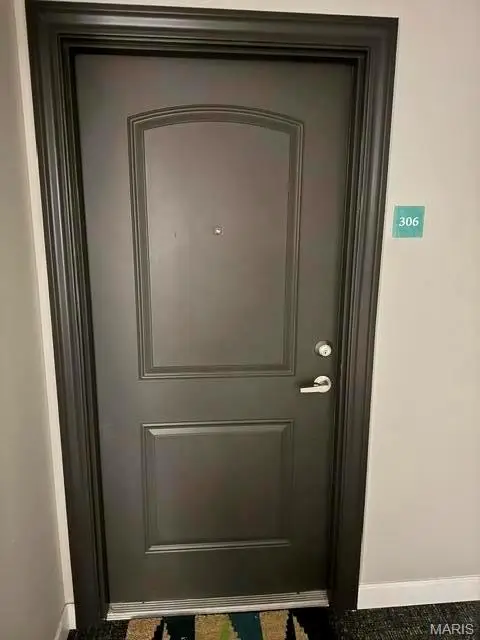 5696 Kingsbury Avenue #306, St Louis, MO 63112