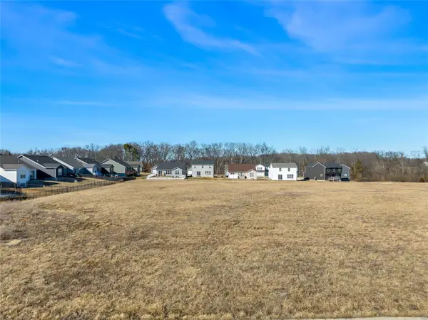 2 Brune Business Park Court #1a, Warrenton, MO 63383