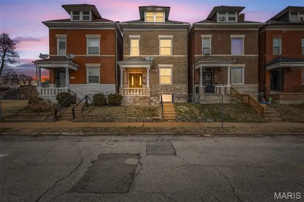 5029 Wells Avenue, St Louis, MO 63113