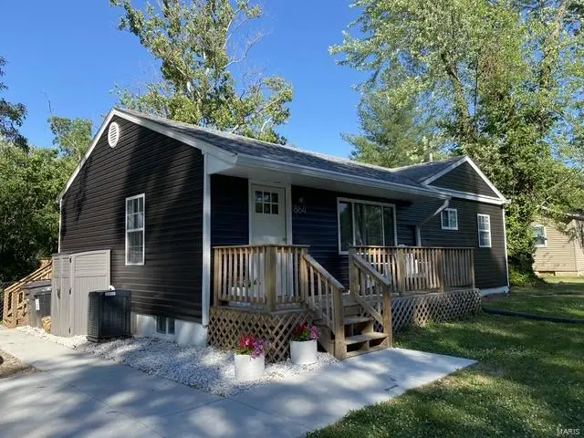 864 Oakwood Lane, East Alton, IL 62024 - Image #1