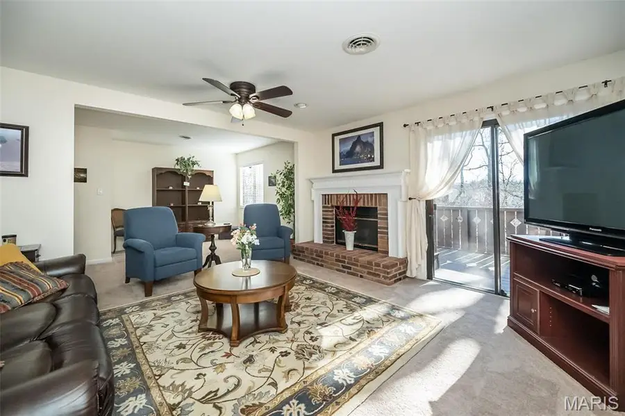 1611 Walpole Drive #C, Chesterfield, MO 63017 - Image #2