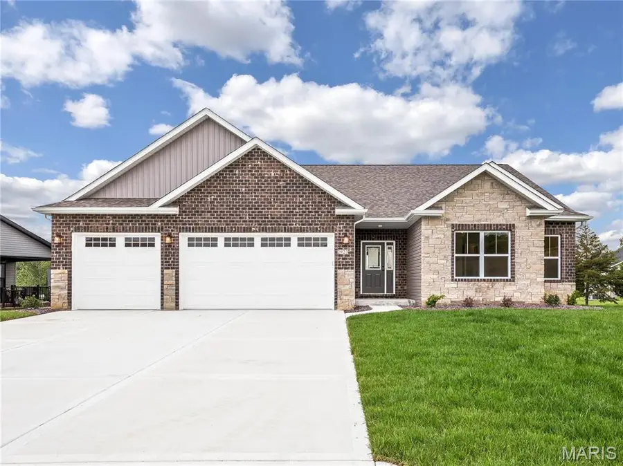 2923 Kehrswood Court, Maryville, IL 62062 - Image #2