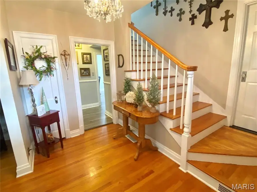 504 E Cypress Street, Charleston, MO 63834 - #3
