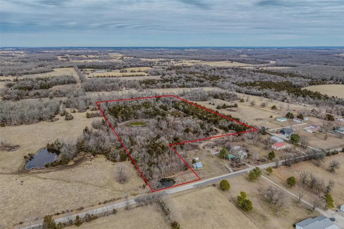 21823 Clinton Road, Lebanon, MO 65536 - Image #1