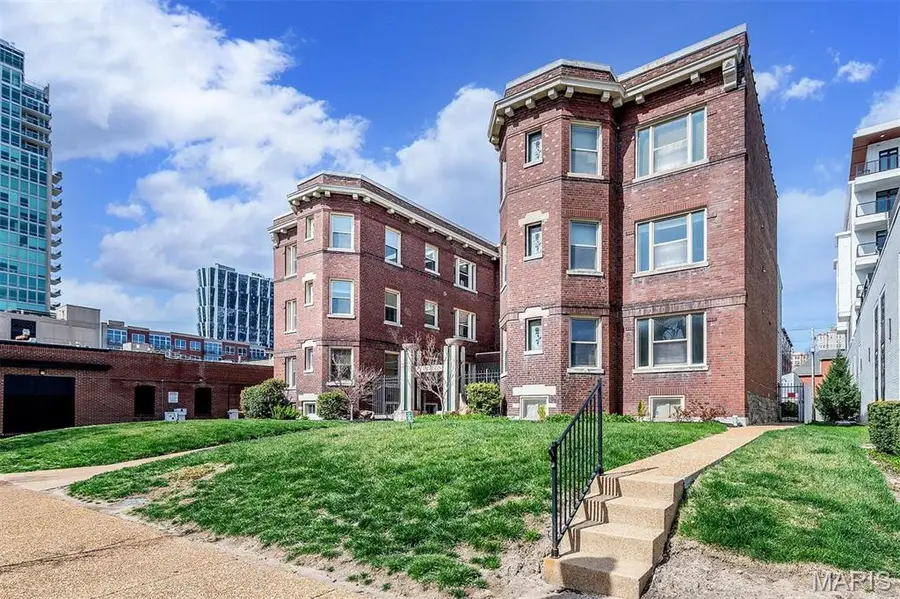 4561 Laclede Avenue #B, Saint Louis, MO 63108 - Image #3