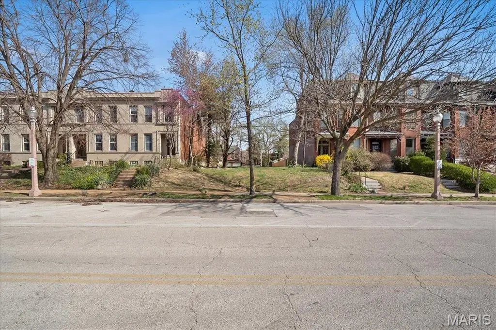 4143 Laclede Avenue, Saint Louis, MO 63108 - Image #1