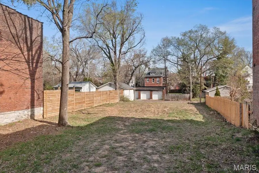 4143 Laclede Avenue, Saint Louis, MO 63108 - Image #3