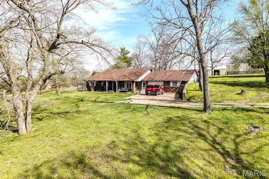 27409 Missouri Drive, Lebanon, MO 65536 - Image #3