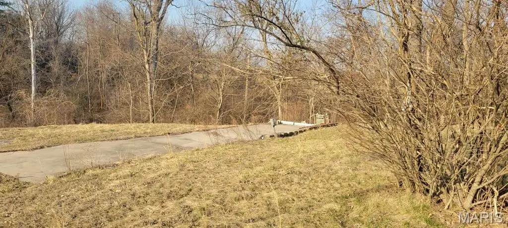 3943 Torch Club Road, Alton, IL 62002 - Image #1