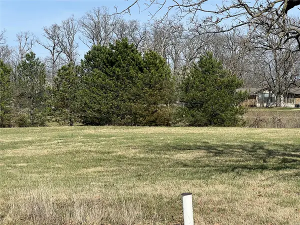 31 Ontario Dr, Lebanon, MO 65536