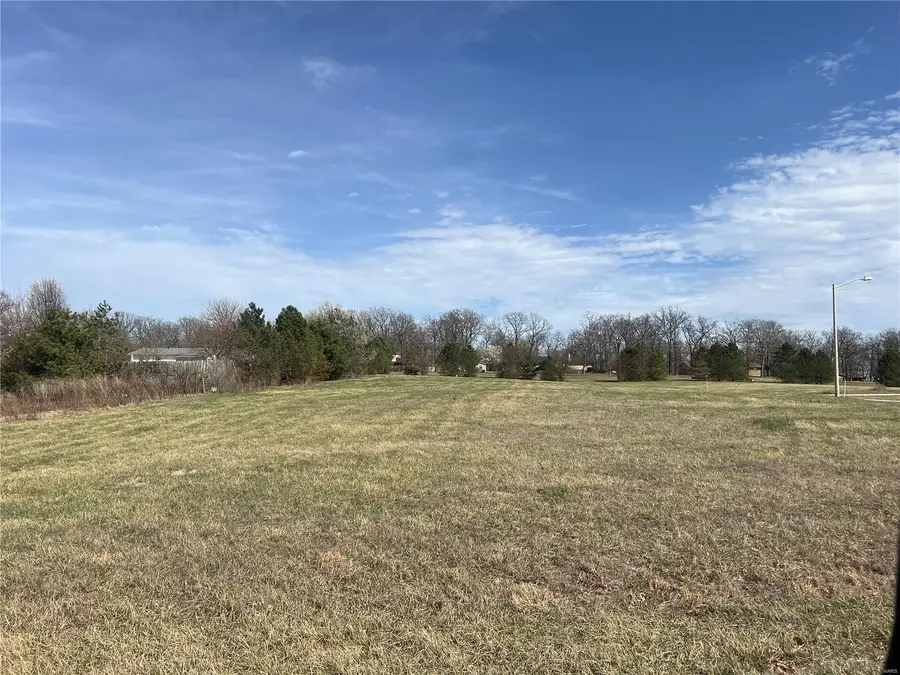 31 Ontario Dr, Lebanon, MO 65536 - Image #2