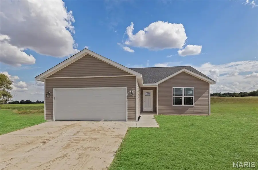 1566 Orchard Lakes Circle, Belleville, IL 62220 - Image #2