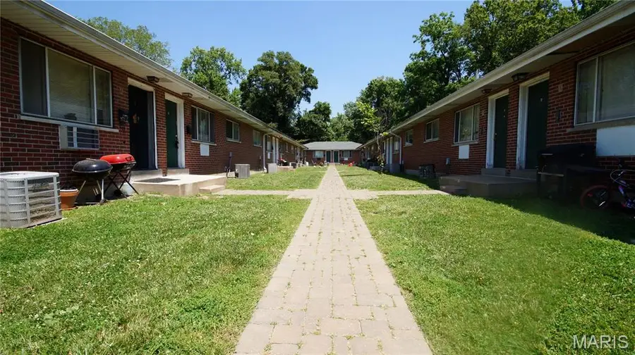 1209 Chambers Road, Ferguson, MO 63135 - Image #2