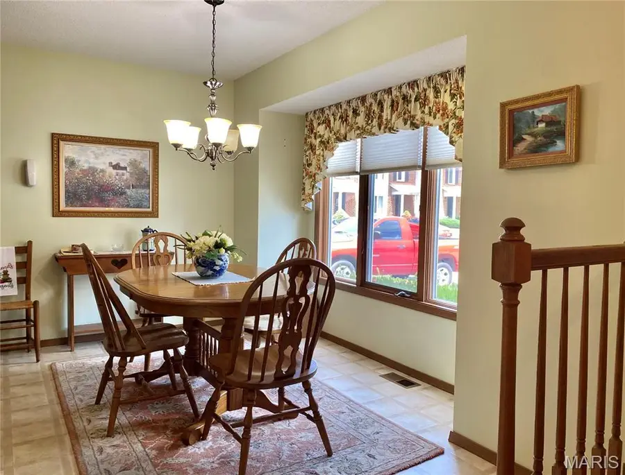 2128 Friendship Court, Florissant, MO 63031 - Image #3