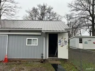 7503 Urbain, Christopher, IL 62865 - Image #2