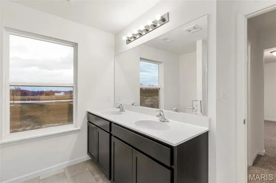 518 Westhaven Manor Drive, Wentzville, MO 63385 - Image #2