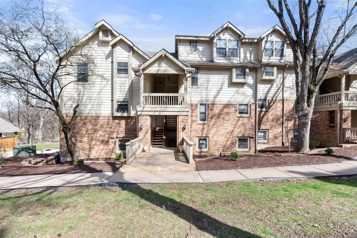 2224 Canyonlands Drive #C, Maryland Heights, MO 63043 - Image #1