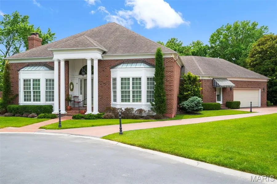 1009 Bramley Lane, Saint Louis, MO 63117 - Image #2