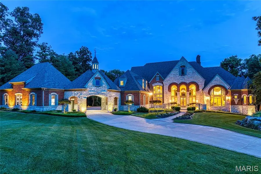 4 Upper Whitmoor Drive, Weldon Spring, MO 63304 - Image #3