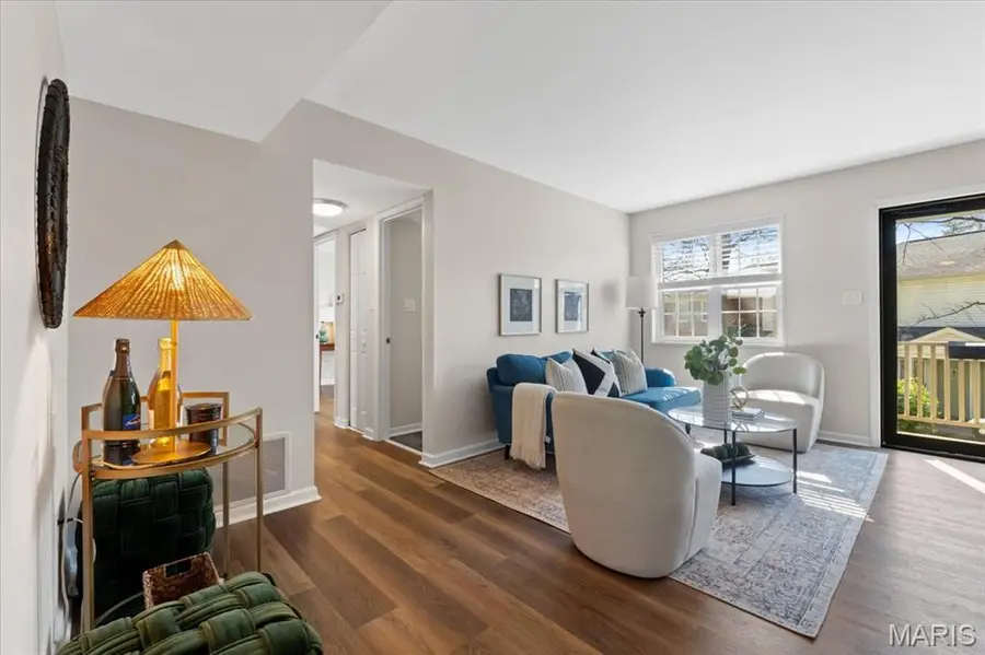 1551 Swallow Drive, Saint Louis, MO 63144 - Image #2