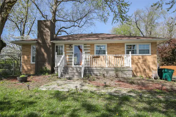 111 Brookside Drive, O'Fallon, IL 62269