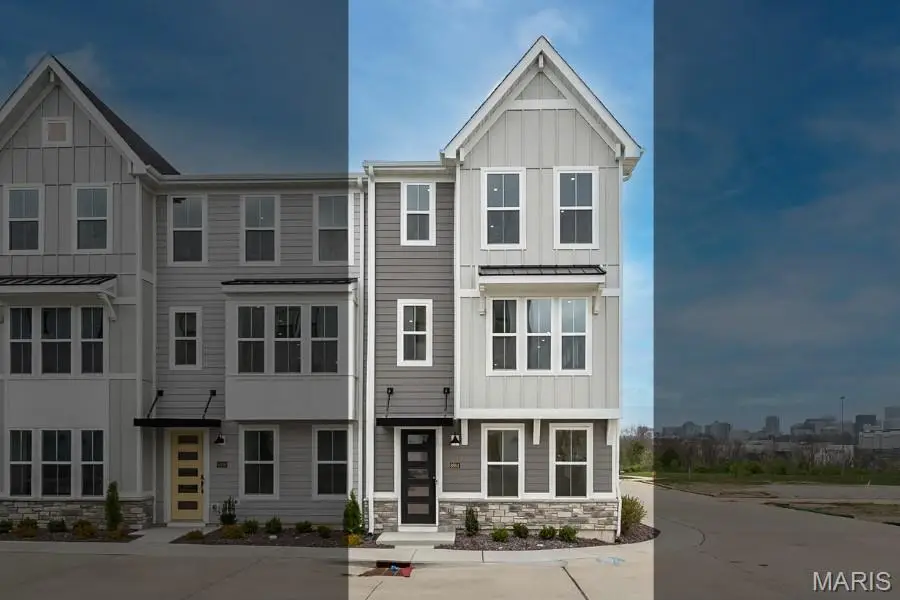 8904 Gateway Circle #41-808, Richmond Heights, MO 63144 - Image #1