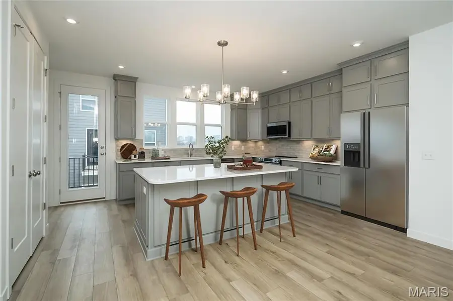 8904 Gateway Circle #41-808, Richmond Heights, MO 63144 - Image #3