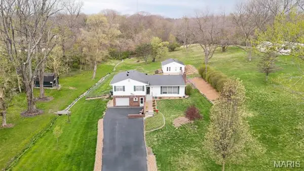 20 Oakland, Caseyville, IL 62232 - Image #1