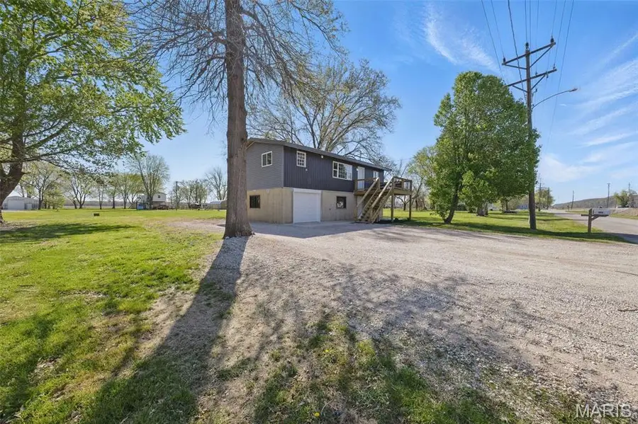 908 Railroad Avenue, Foley, MO 63347 - Image #2
