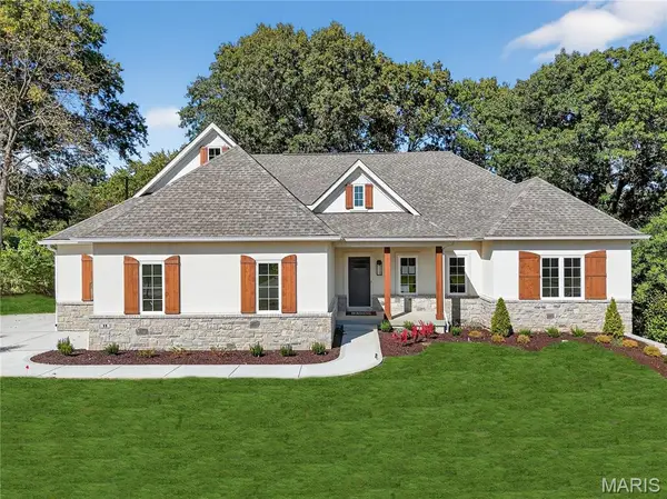 11 N Tealbrook Drive, St Louis, MO 63141