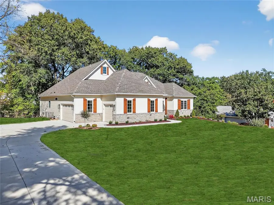 11 N Tealbrook Drive, Saint Louis, MO 63141 - Image #2