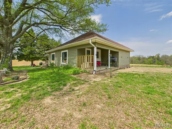 4627 County Road 651, Bernie, MO 63822