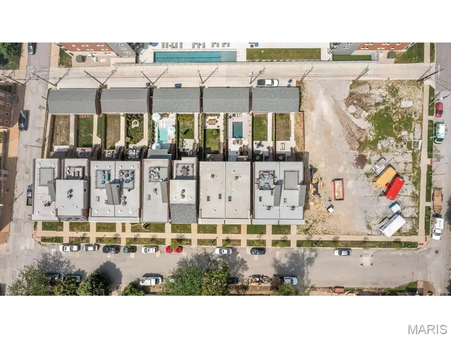 2211 Hickory, Saint Louis, MO 63104 - Image #3