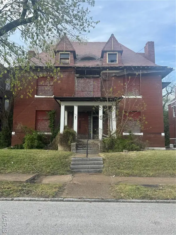 5837 Cates Avenue, St Louis, MO 63112