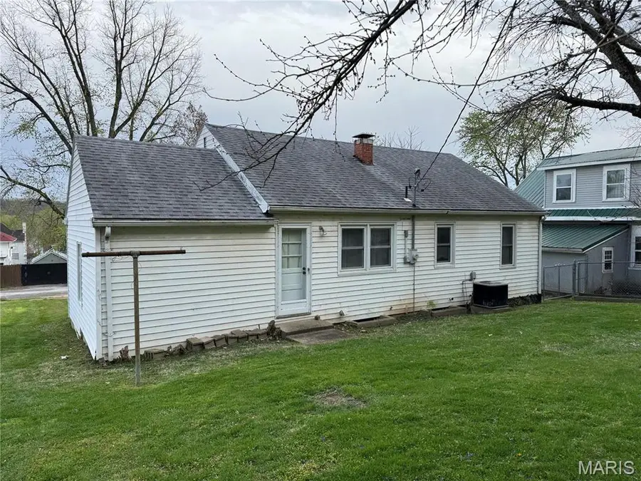 1305 Tennessee Street, Louisiana, MO 63353 - Image #3