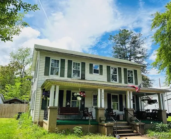 206 1st Street, Steelville, MO 65565