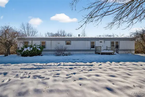 90 New Hope Road, Elsberry, MO 63343