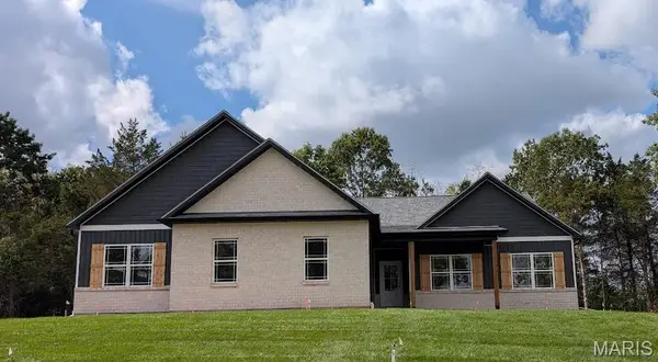 431 Shady Trail Drive, Troy, MO 63379