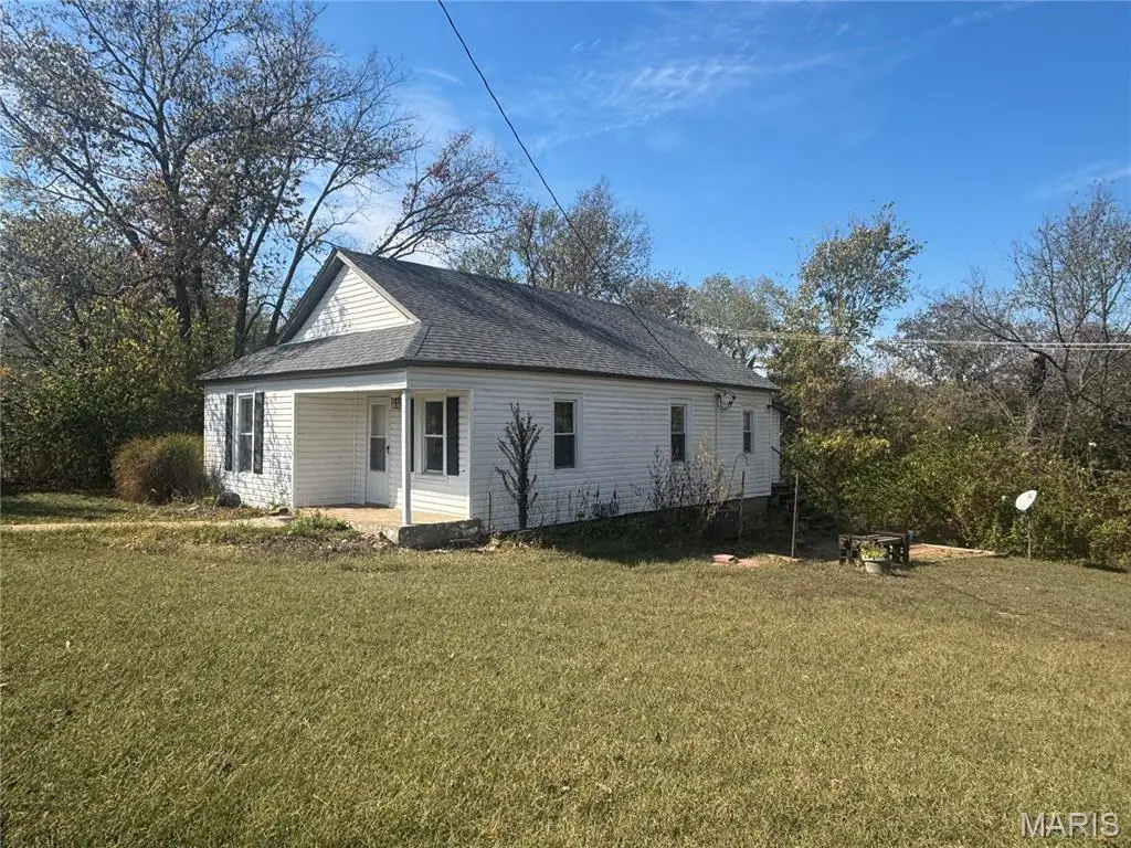 1921 W Springfield Road, Saint Clair, MO 63077 - Image #1