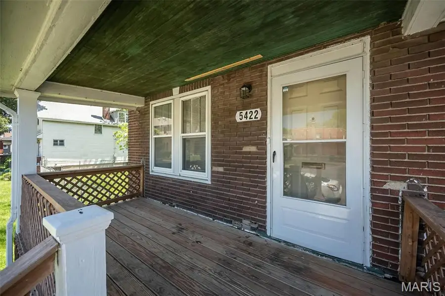 5422 Partridge Avenue, Saint Louis, MO 63120 - Image #2
