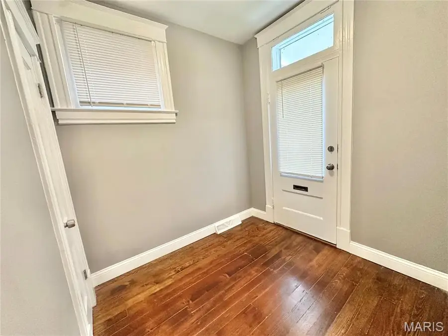 2806 Keokuk Street, Saint Louis, MO 63118 - Image #2