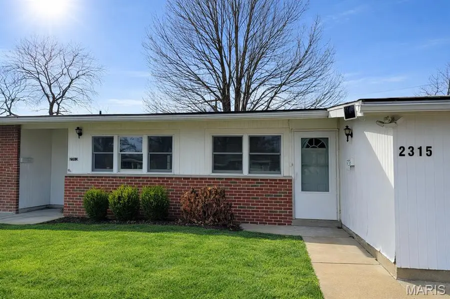 2313 & 2315 Saint George Lane, Saint Charles, MO 63301 - #2